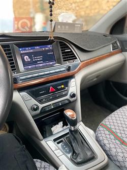 هیوندای ئەلەنترا